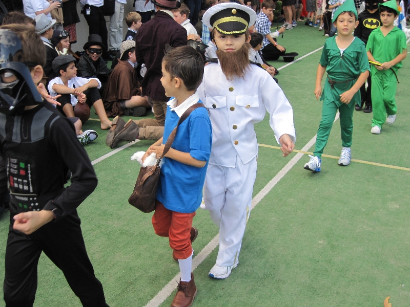 literature-festival-book-parade-026